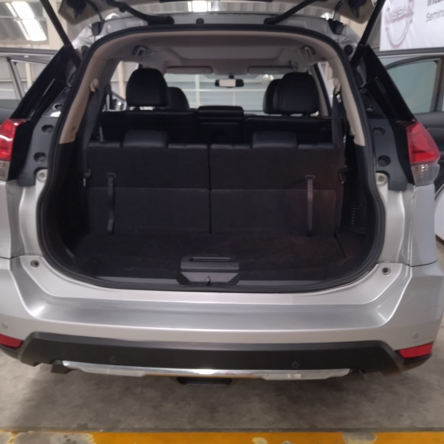 2019 Nissan X-TRAIL 5 PTS EXCLUSIVE CVT PIEL CD QC GPS 7 PAS RA-18 4X4